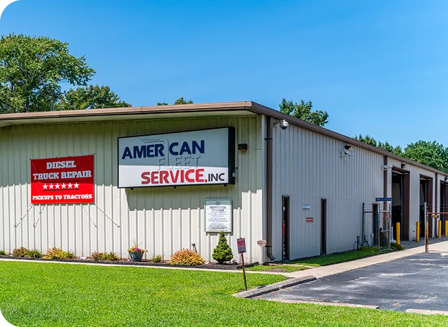 photo-mechanic-repairing-servicing-cleaning-truck-modern-clean-workshop 1 photo mechanic repairing servicing cleaning truck modern clean workshop 1 4